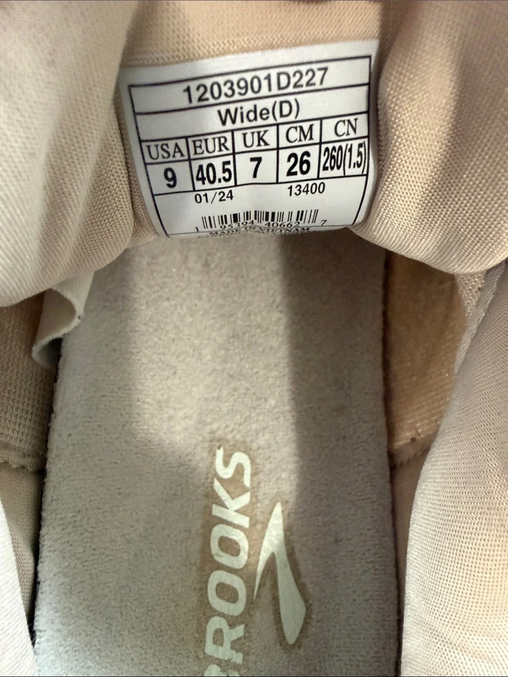 Brooks women’s Neutral Running Shoes wide D- Light Tan with Cream Accents